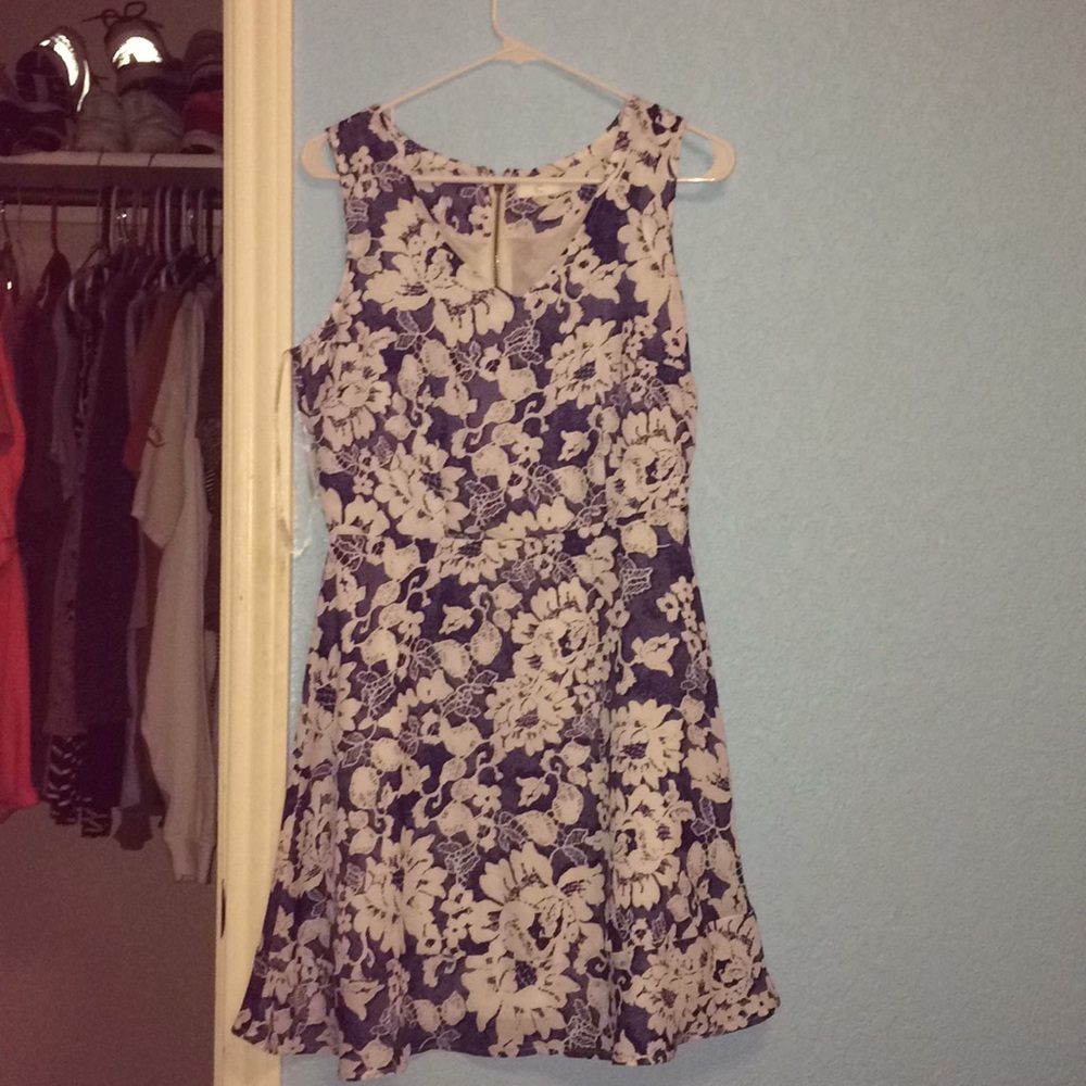 Brand new charming Charles dress